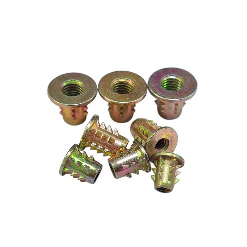 Wkładki gwintowane do drewna ze śrubami